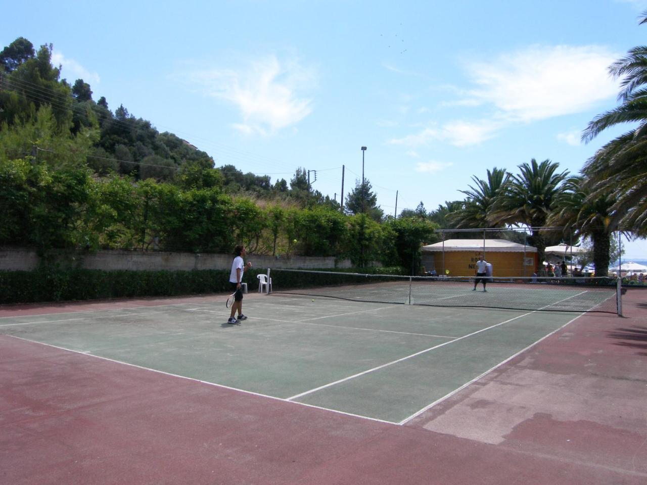 Happy Camp Mobile Homes In Castello Camping & Summer Resort Neos Marmaras Exterior photo